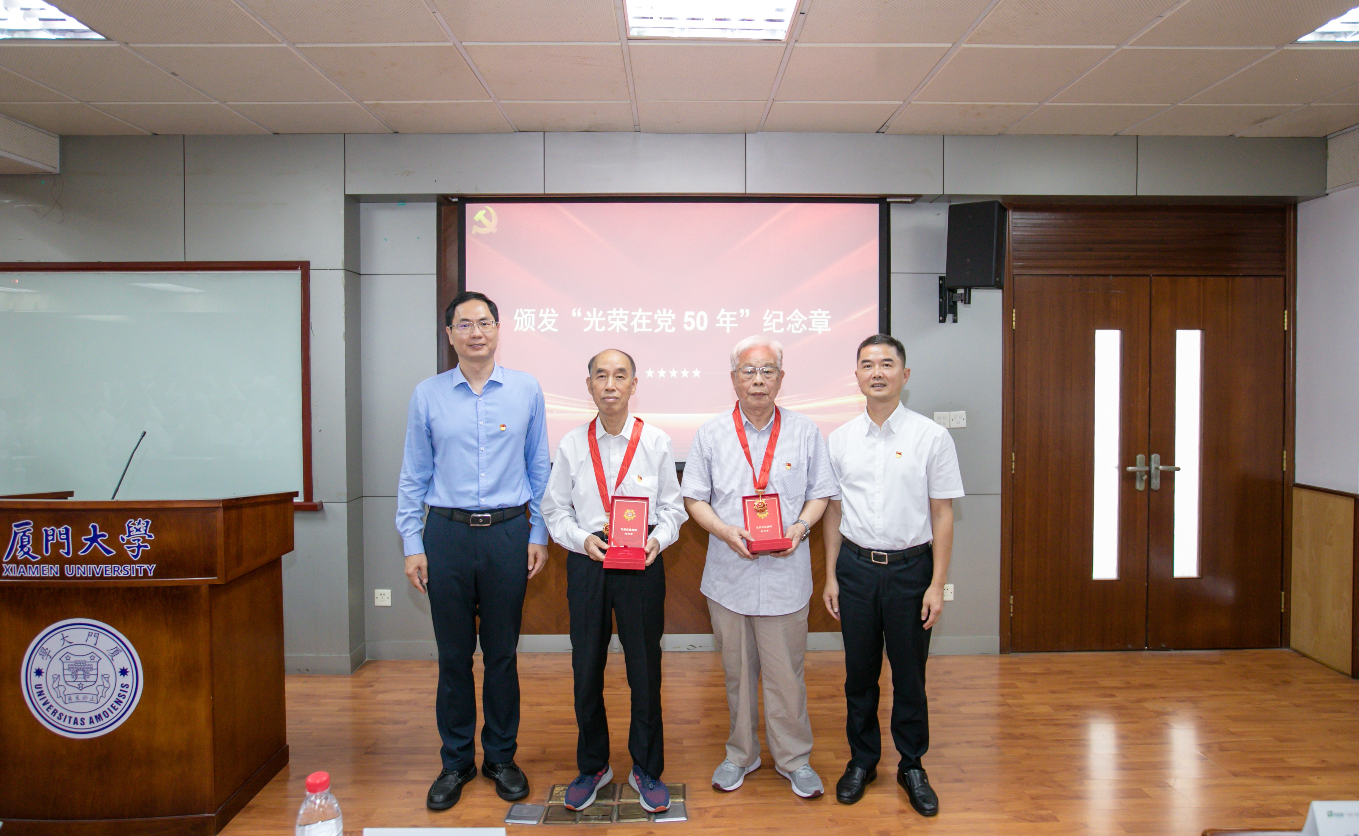 f9fb32ef-d315-45c4-af12-114b9a417d5a.jpg